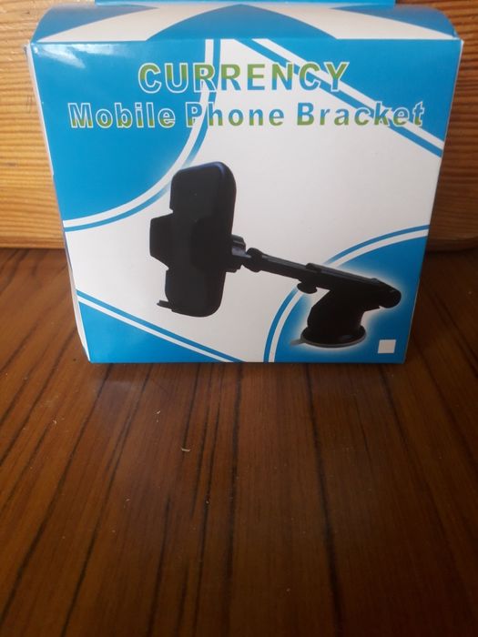 Кронштейн для смартфона в авто