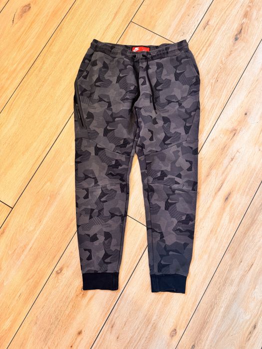 Spodnie Nike Tech Fleece Moro
