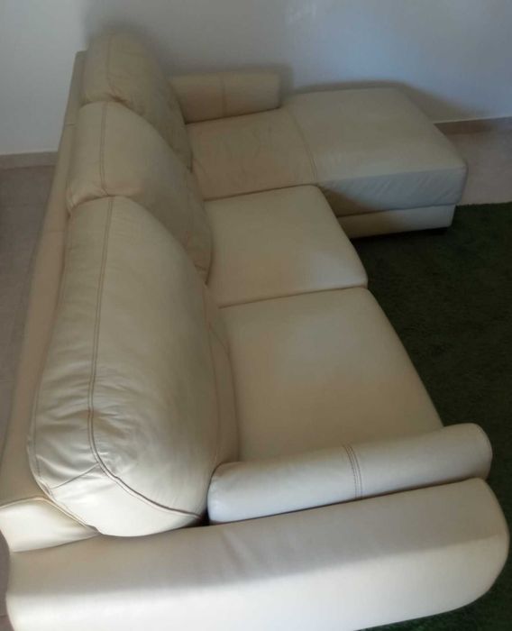 Sofá 3 Lugares com Chaise Longue