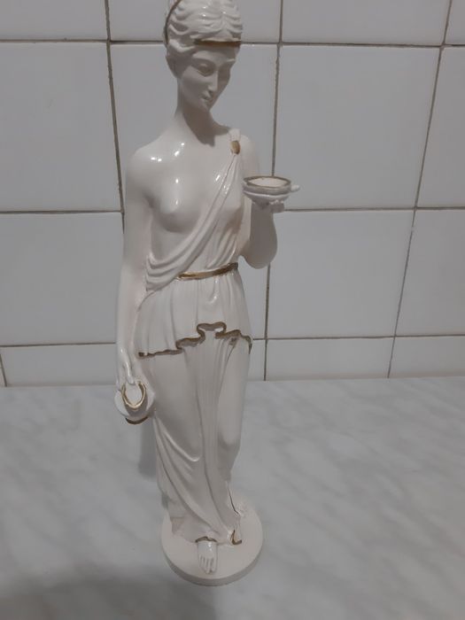 Продам статуэтку