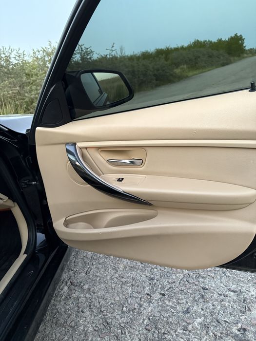Продається BMW F30 2013 року 2.0 бензин