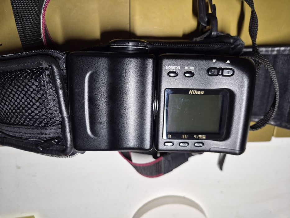 Пленочный фотоаппарат Nikon coolpix 950