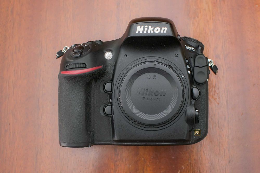 Câmera Digital - Nikon D800 + lente 85mm 1.8 + EXTRAS64171307016451121