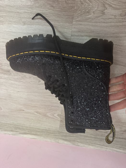 Jadon Glitter Black Dr Martens