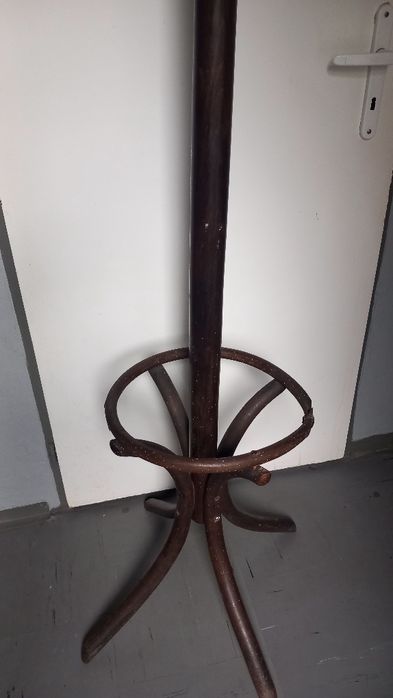 Stary drewniany wieszak stojacy wys 200cm