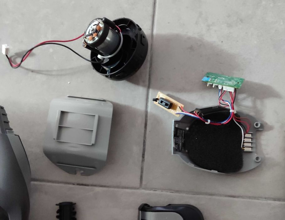 BOSCH Aspirador Vertical Flexxo 21.6V -Peças