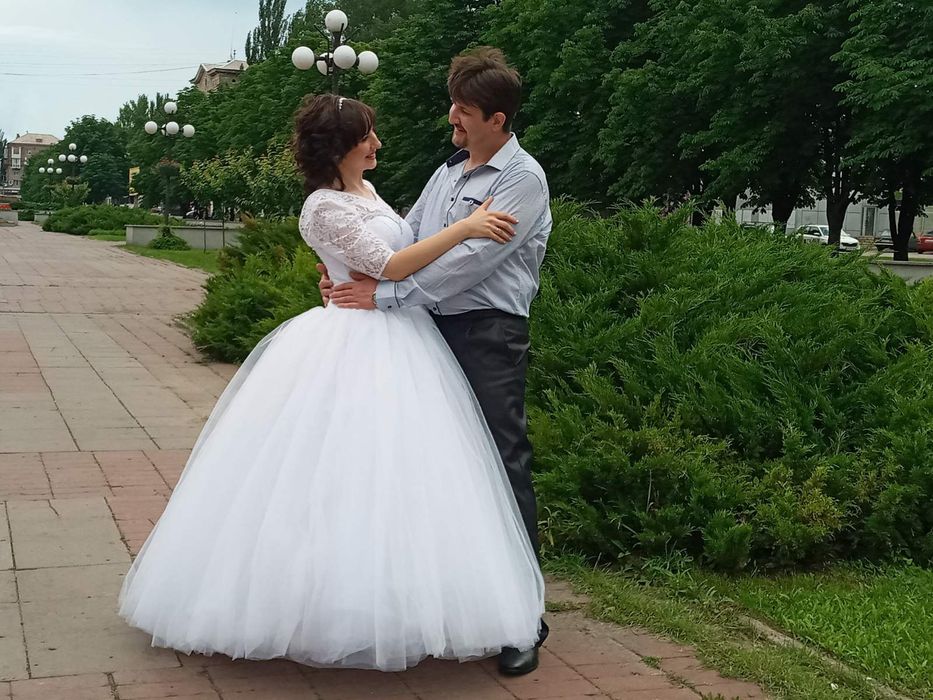 Свадебное платье