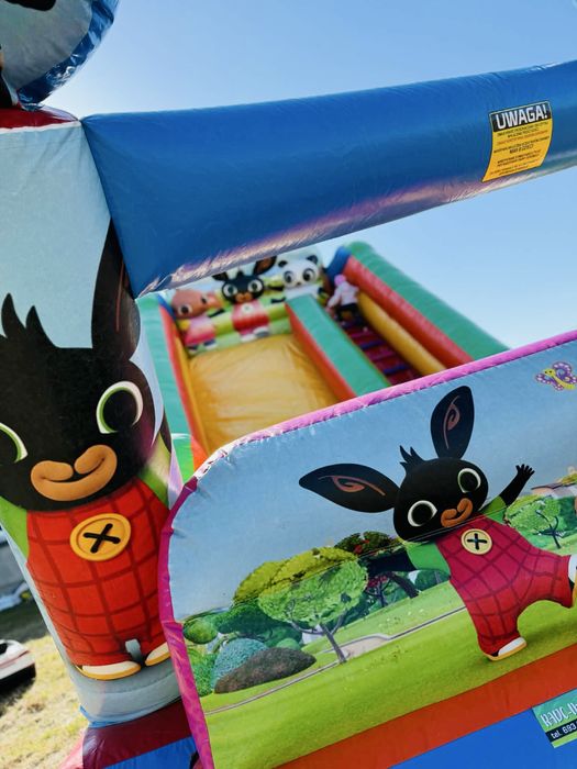 Dmuchaniec na wynajem bing