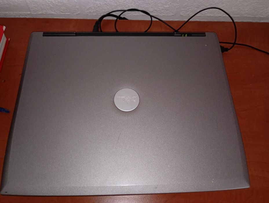 Laptop dell sprzedam brak kasy