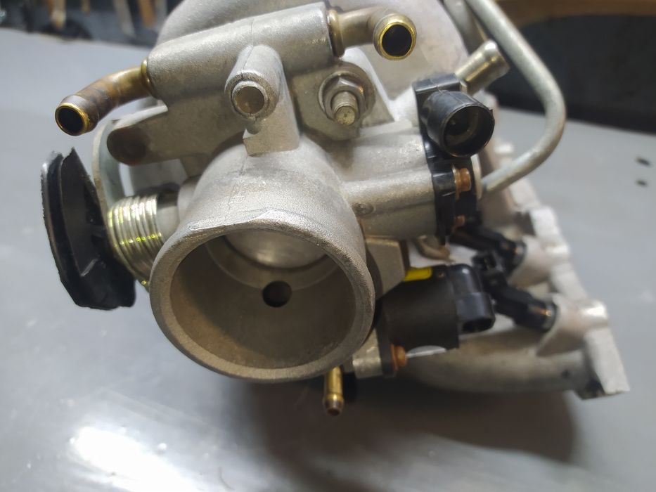 Топливная рампа форсунки нива классика 21214 ваз инжектор