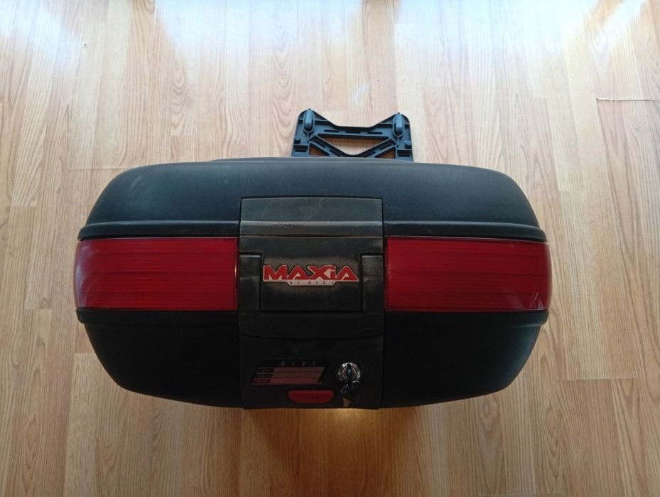 Top Case Givi Maxia E50 Monokey com Base