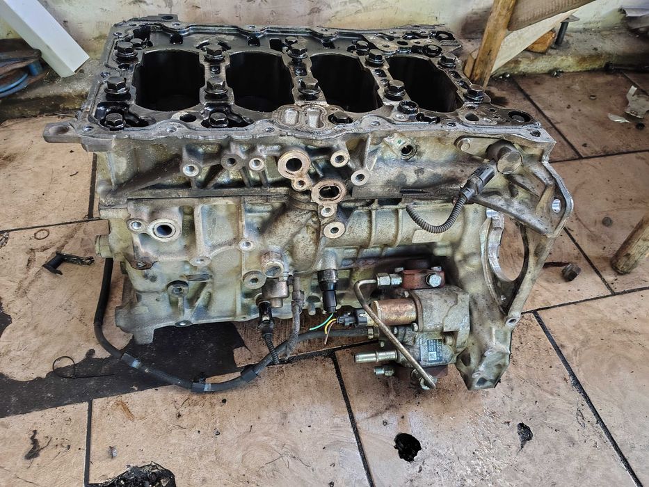 Blok silnika Opel Insignia A 1,6 cdti Opel Astra J 1,6 cdti B16DTH B16DTL Sprawny bez uszkodzeń