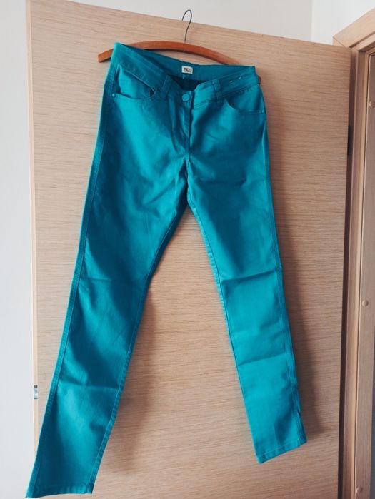 Spodnie F&F rozmiar 38