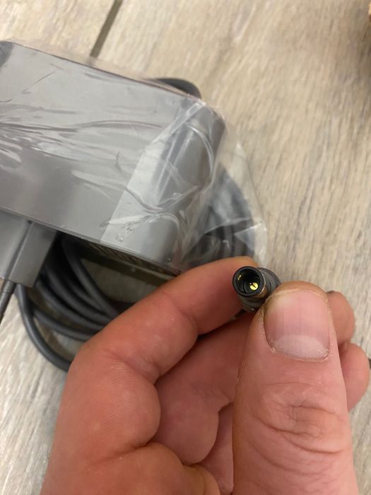 Зарядка для пилососів дайсон