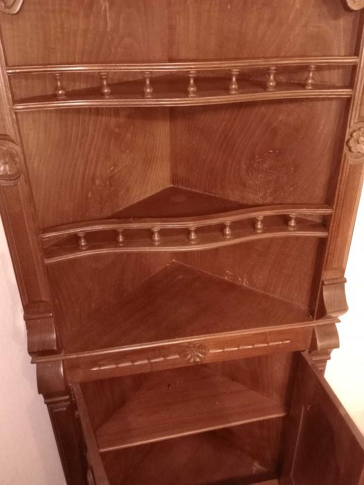 Móvel de Canto de Madeira - 5 prateleiras - fechado em baixo