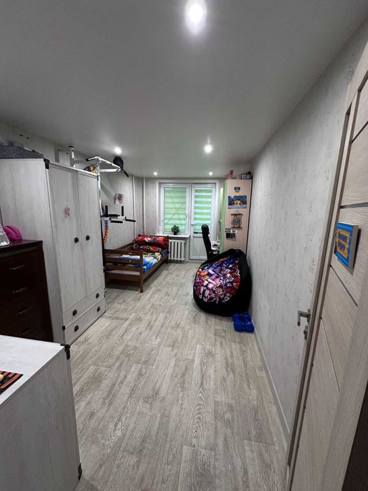 3 кімнатна квартира в Центрі з дизайнерським ремонтом[]