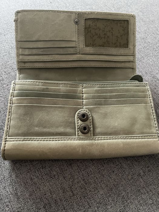 Carteira Aunts&Uncles e Bolsa Havaianas