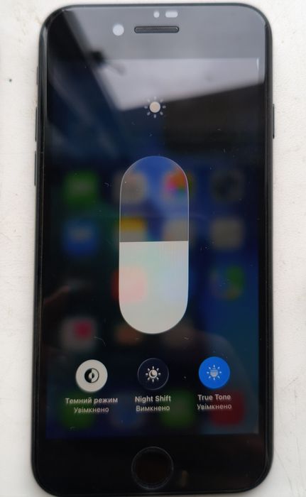 iPhone SE 2020 года без торга