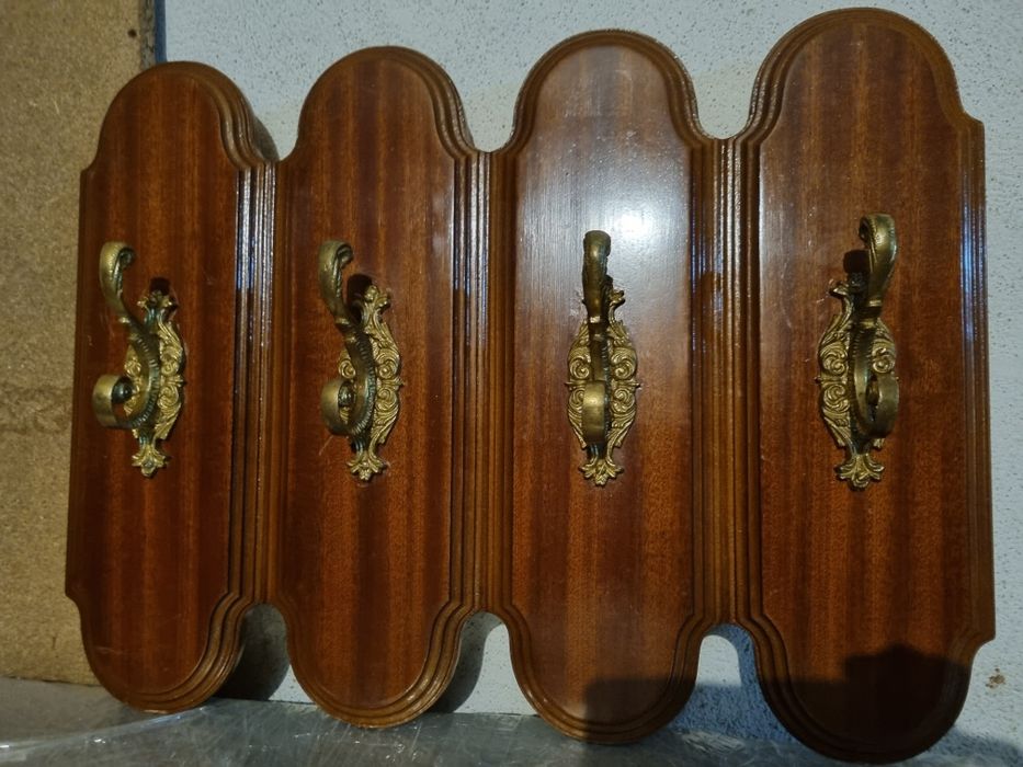 Cabide de parede64286825659138121