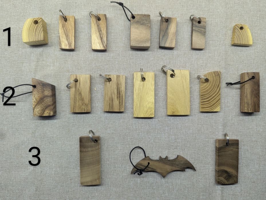 Брелкі дерев'яні