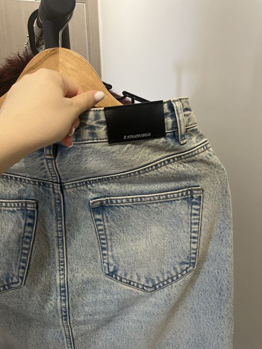 Джинсова спідниця Stradivarius з вареним ефектом