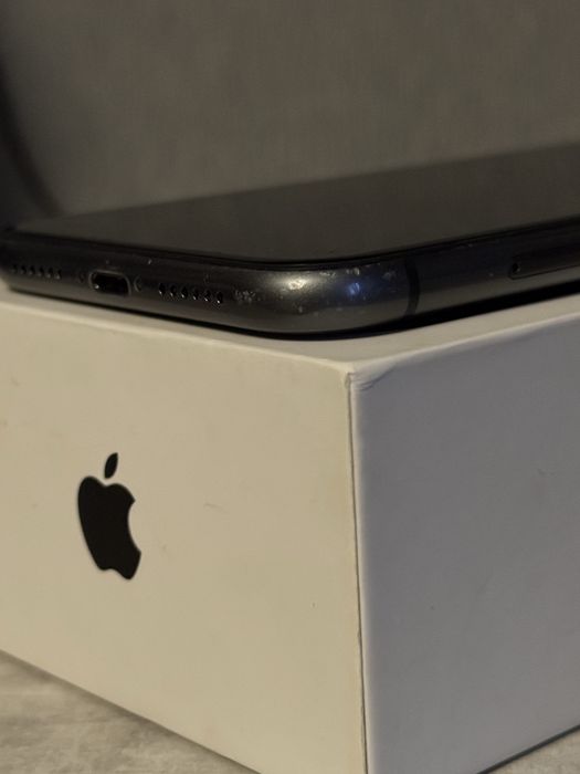 iPhone 11/Айфон 11 в хорошем состоянии