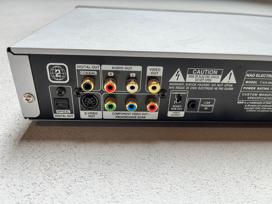 Odtwarzacz cd dvd NAD T513