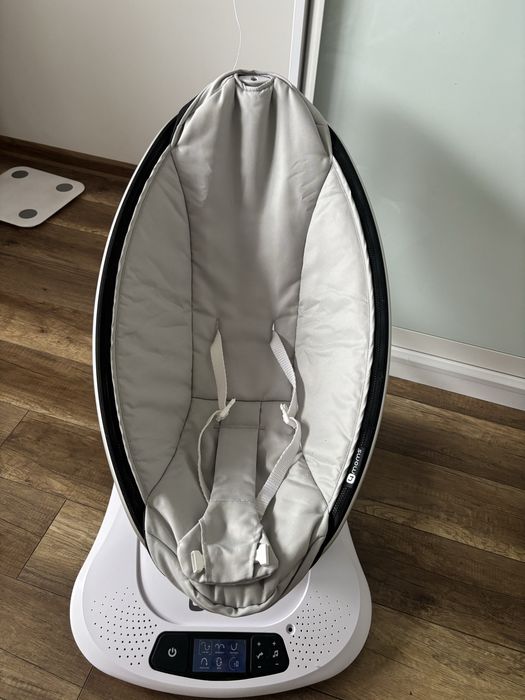 Крісло-гойдалка 4moms MamaRoo 4.0