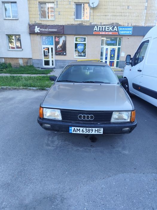 AUDI 100 C3 2.3е автомат