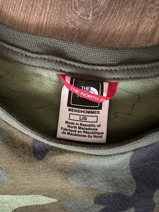 Лонгслів The North Face, L