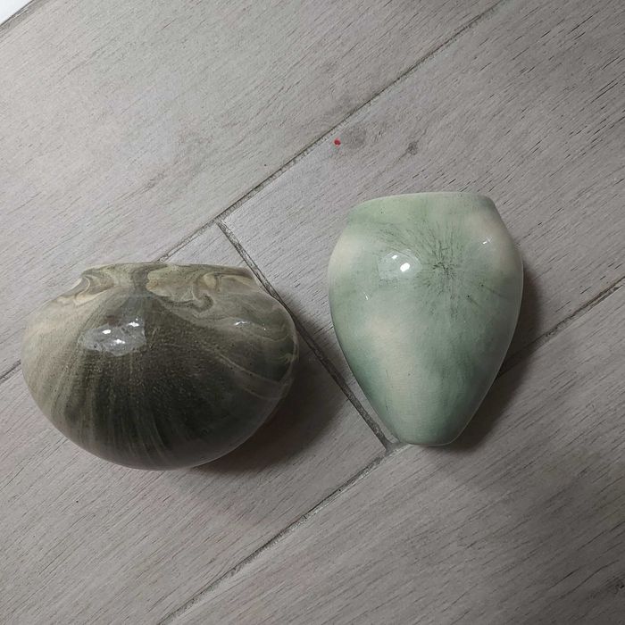 Підвісні вазони .Вази