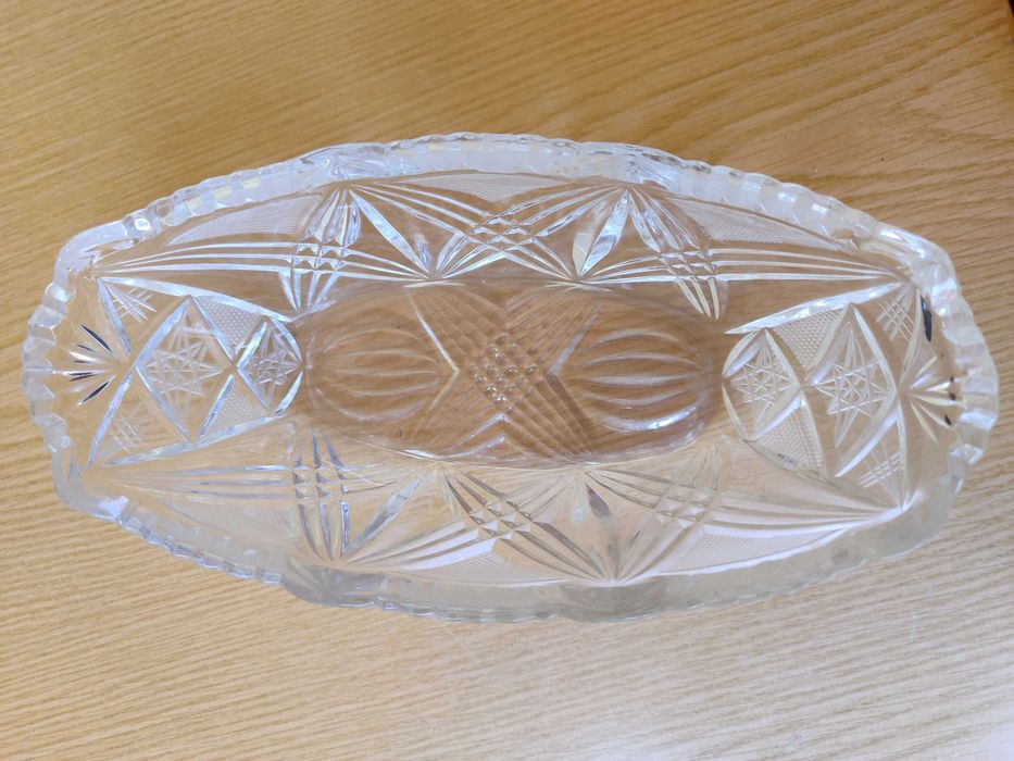 Кришталевий салатник, ладья