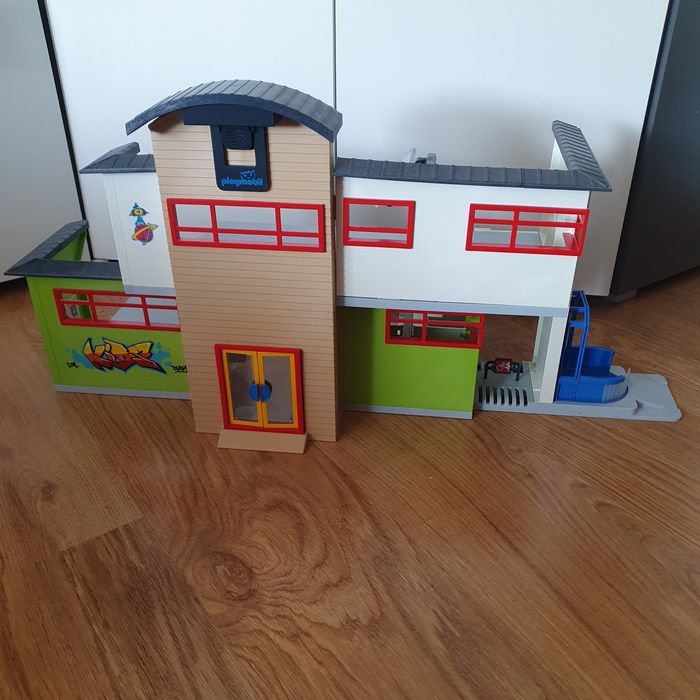 Szkoła Playmobil 9453