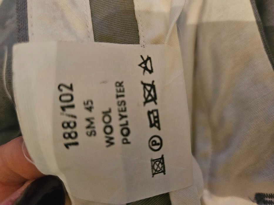 męskie eleganckie spodnie garniturowe r. XXL w stanie bardzo dobrym