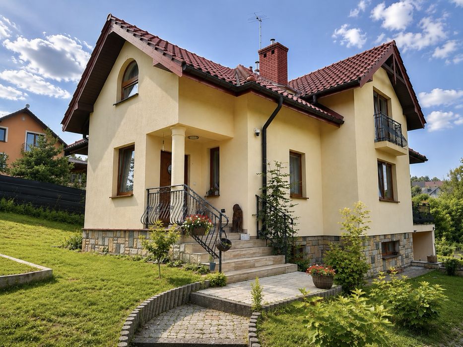 Dom wolnostojący z basenem i pięknym ogrodem | Grybów | 152,2 m² + piwnica 79 m² | Działka 2140 m²
