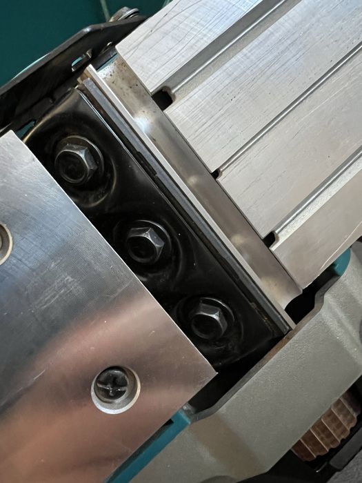 Мережевий рубанок Makita KP 0810