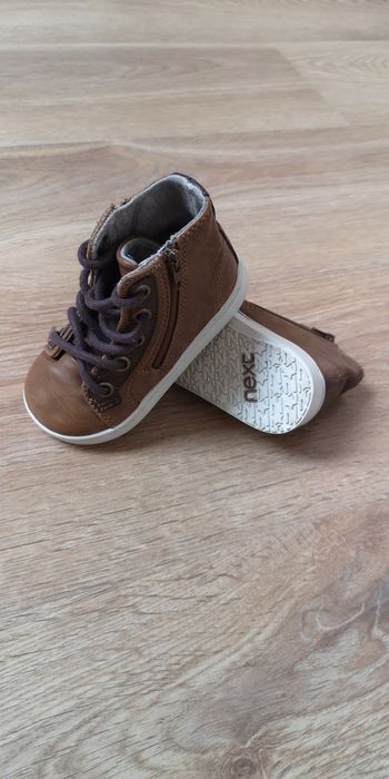 Buty dziecięce brązowe