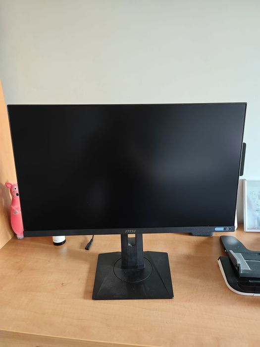 Komputer Ryzen 3 GeForce 1660 super 2x4gb 256gb SSD Monitor 24 180hz  Gwarancja