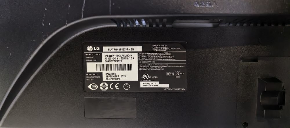 Монітор LG IPS235 P/23"/VGA/DVI/HDMI