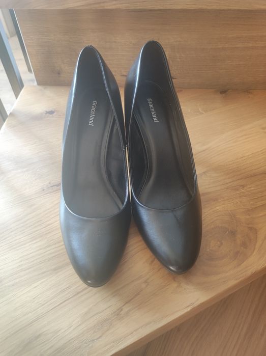 Szpilki, półbuty, eleganckie buty, czółenka