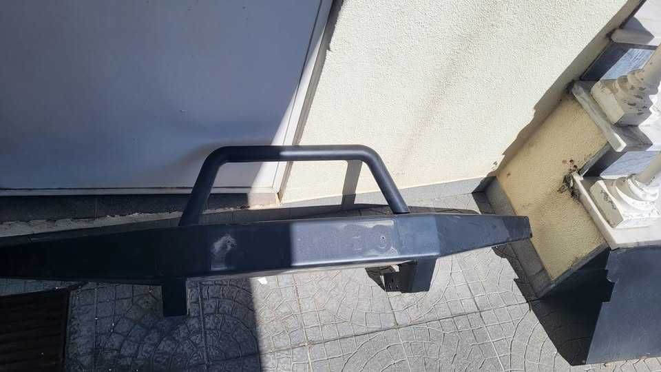 Para choque de ferro dianteiro e resguardo de Nissan Patrol