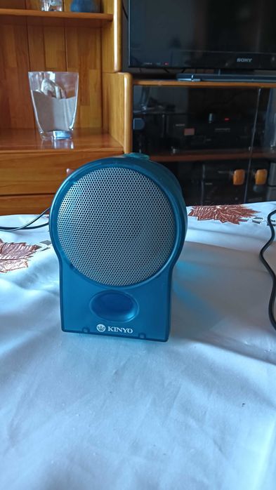 Sistema de altifalantes multimédia KINYO modelo SA-A01