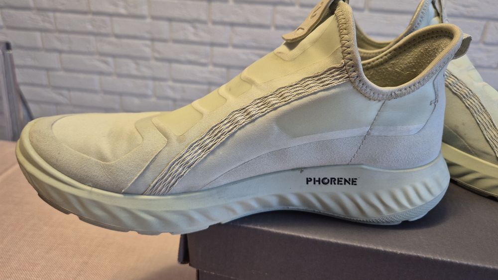ECCO sneakersy  rozmiar 37