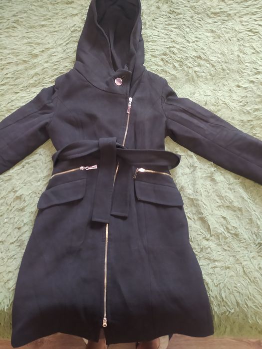 Пальто демисезонное