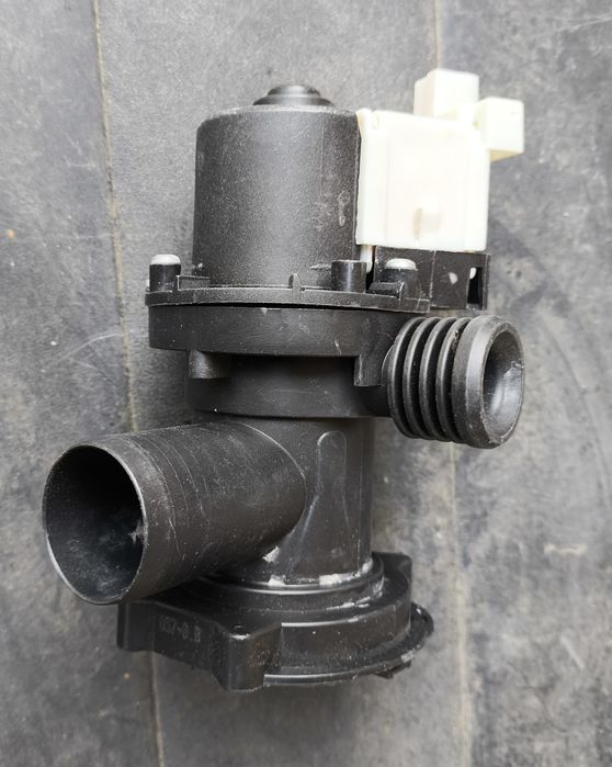 Pompa odpływowa pralki automatycznej