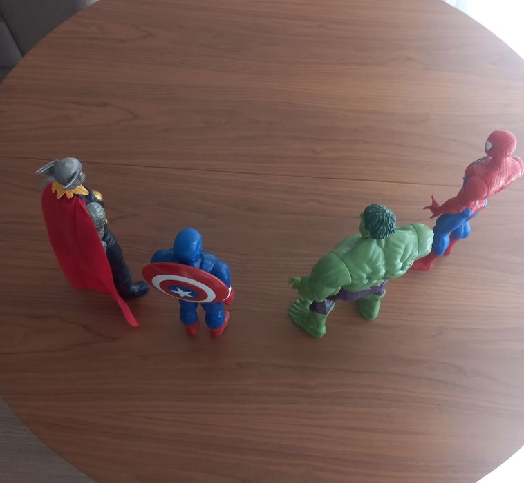 Bonecos da Marvel