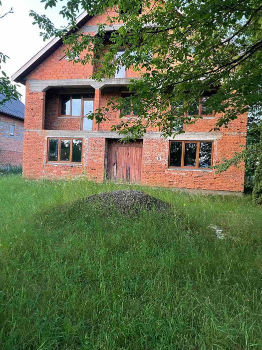 Продається будинок в с. Руське Поле