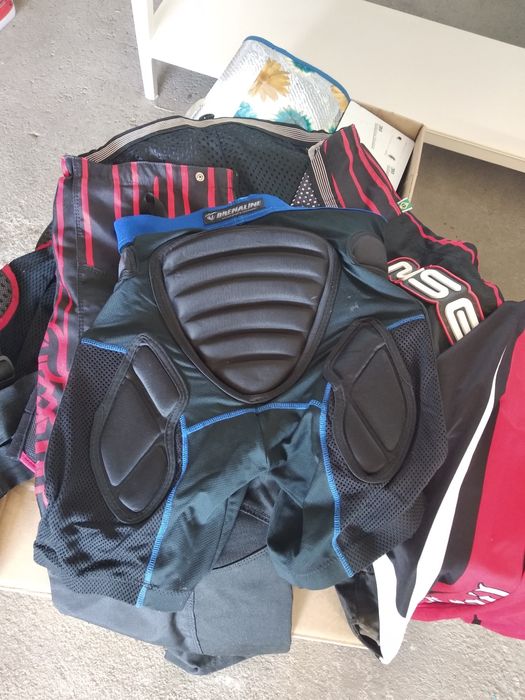 Material Enduro Moto 4