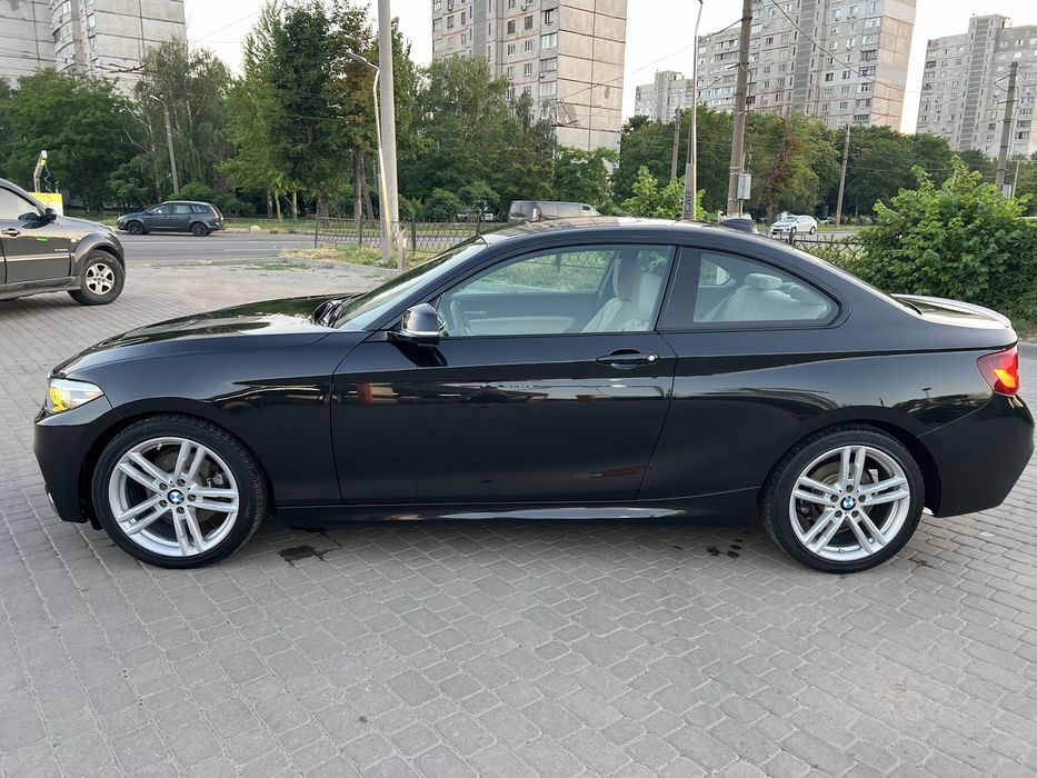 Продам BMW 230 2019