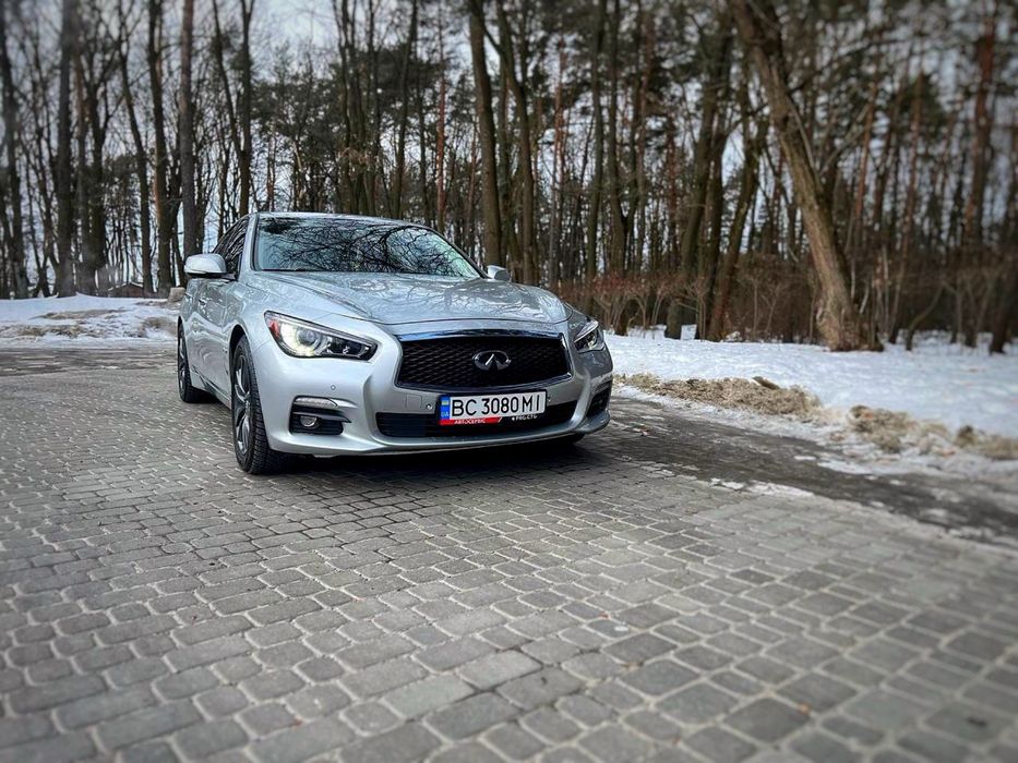 Infiniti Q50 3.5hydrid кращий седан в класі на найкращому двигуні